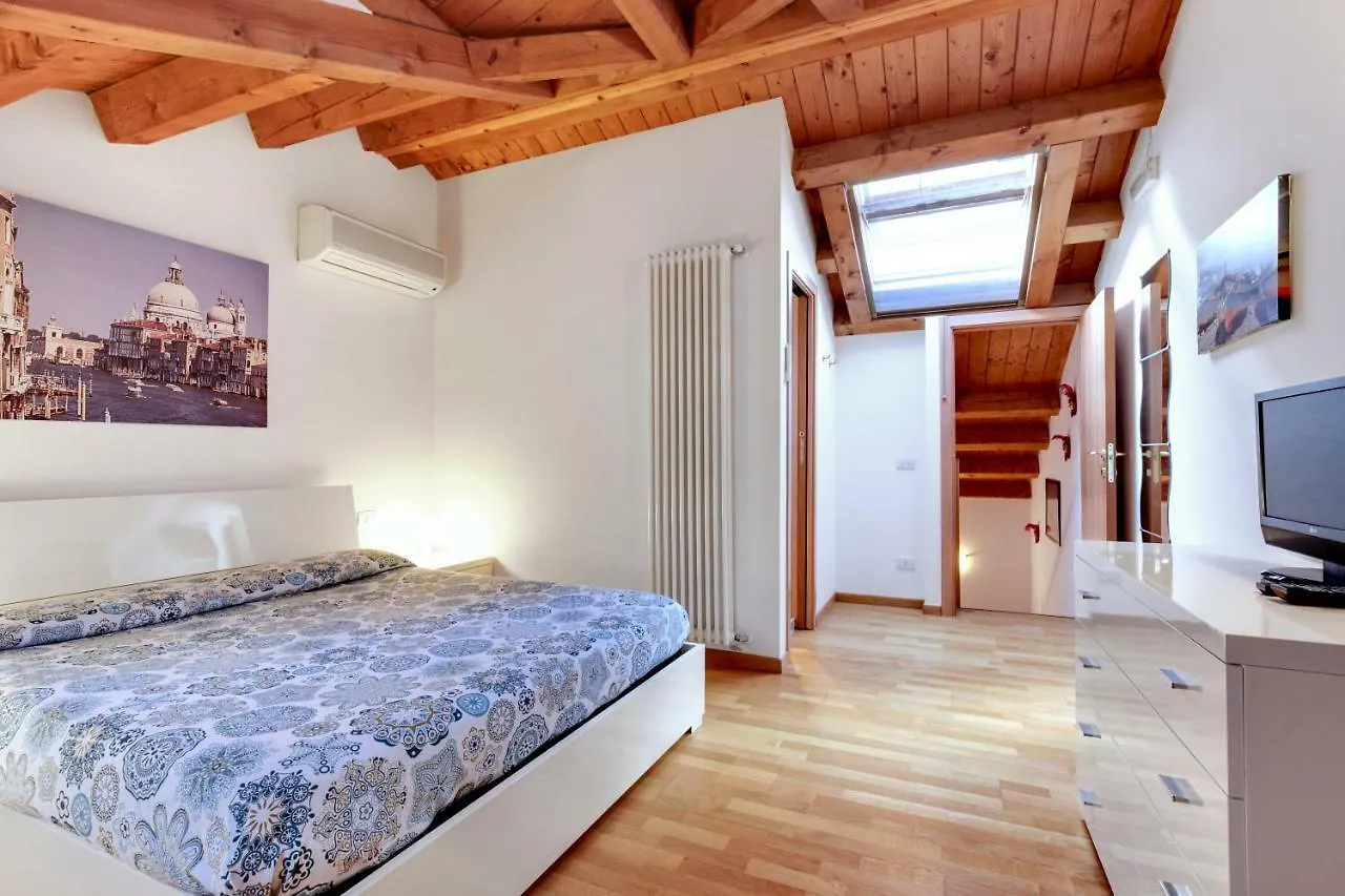 Apartman Little Canal 8 Velence Olaszország